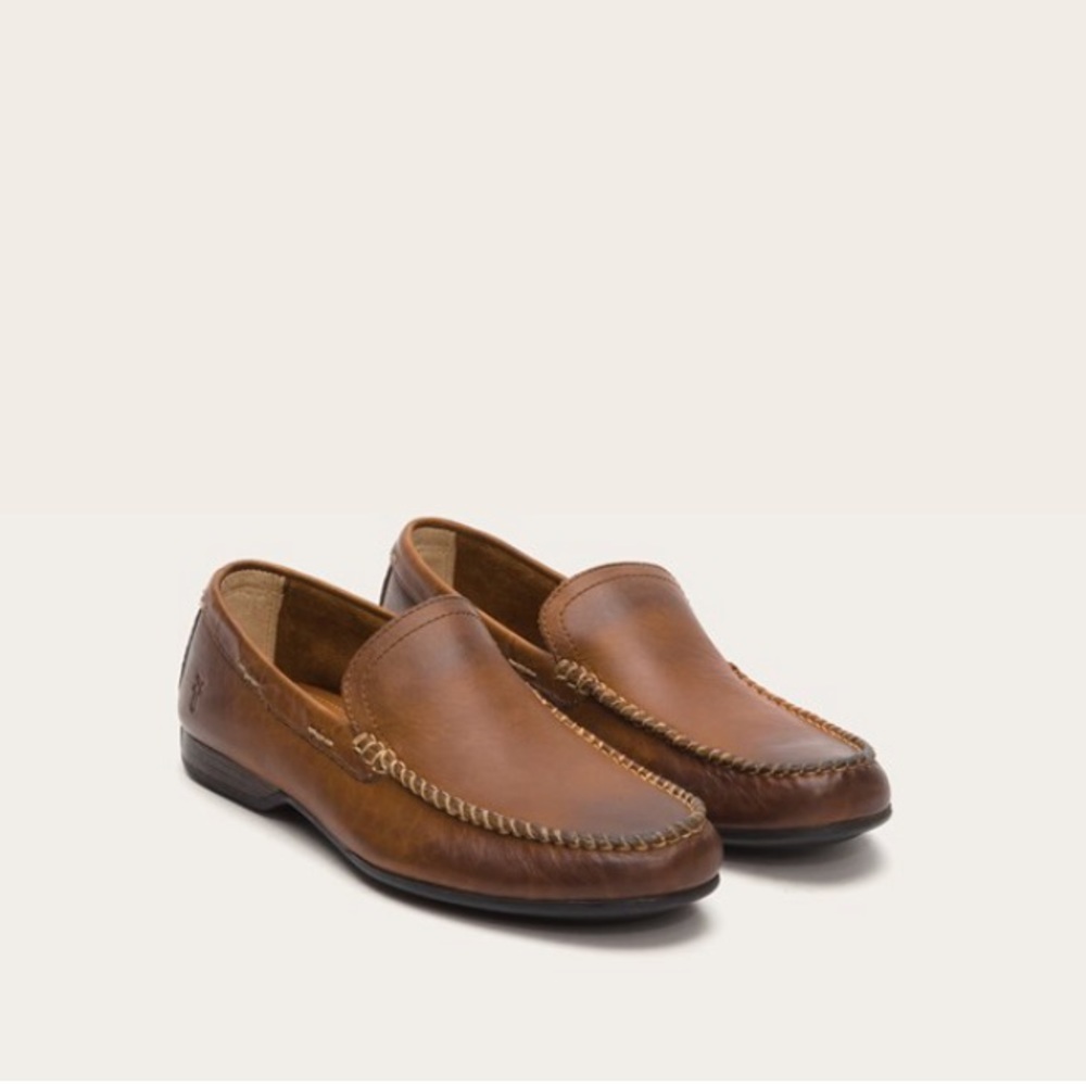 NEVER WORN FRYE VENETIAN LOAFERS